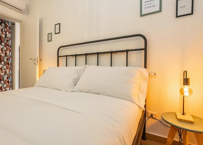Domus Aqua Alexandrina By Rentbeat Apartment